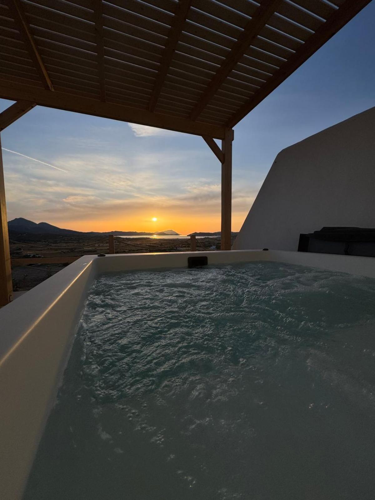 Bayview Villa With Jaccuzi - Milos Zefiria Экстерьер фото
